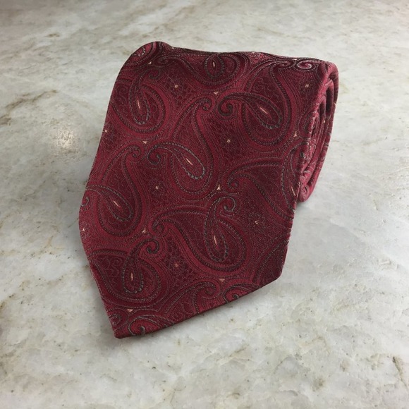 BERGAMO, NEW YORK, SILK TIE - Picture 10 of 10